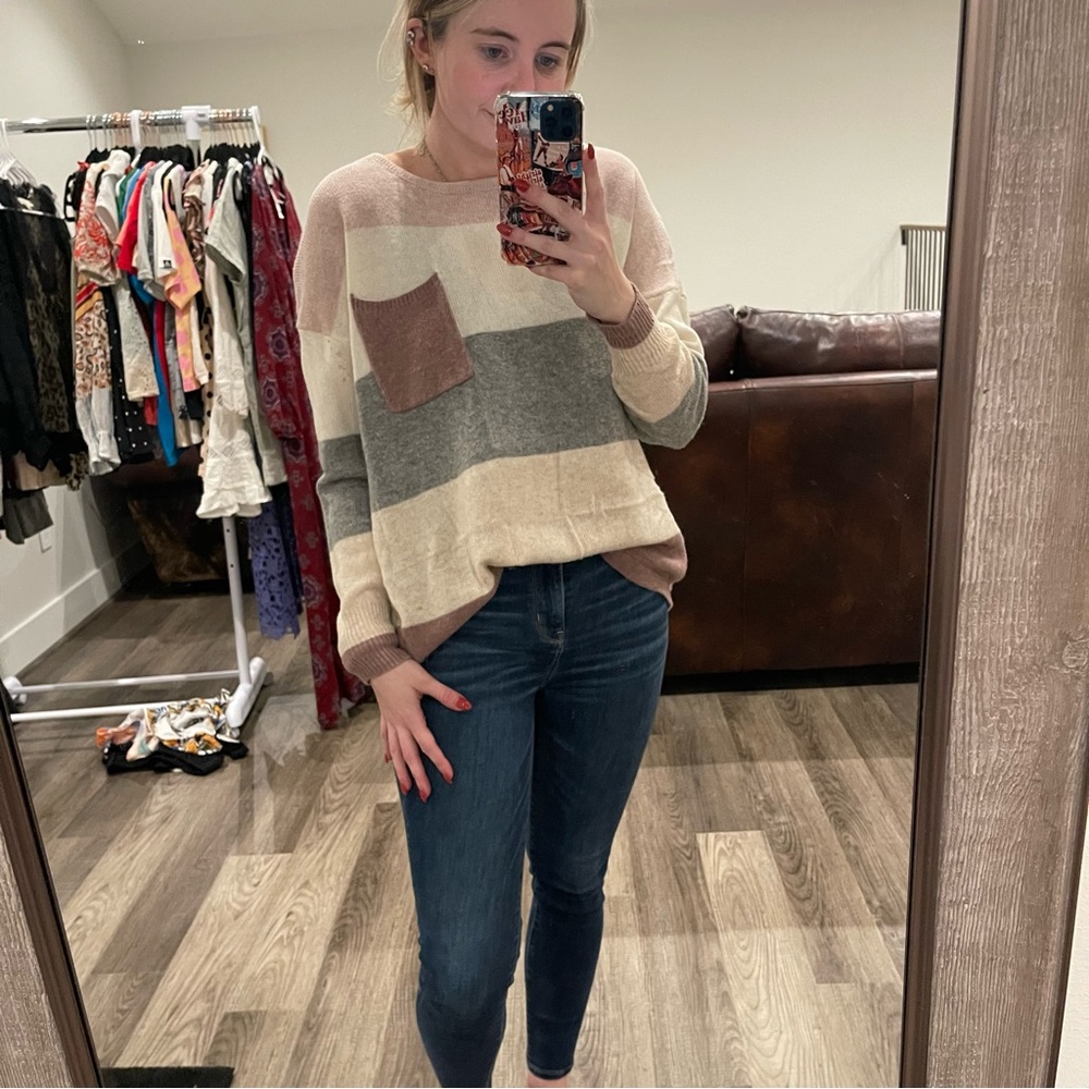Vanilla Bay Cream and Gray Crew Neck Sweater